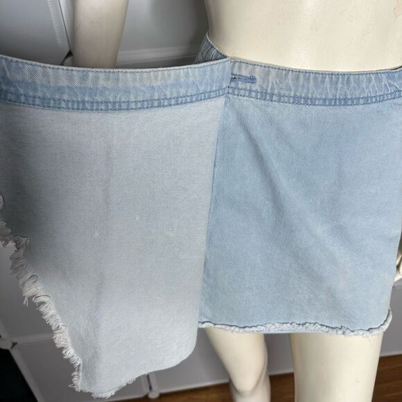 Tobi Belmont Shore LIght Wash Wrap Skirt Size 25 - Picture 11 of 13